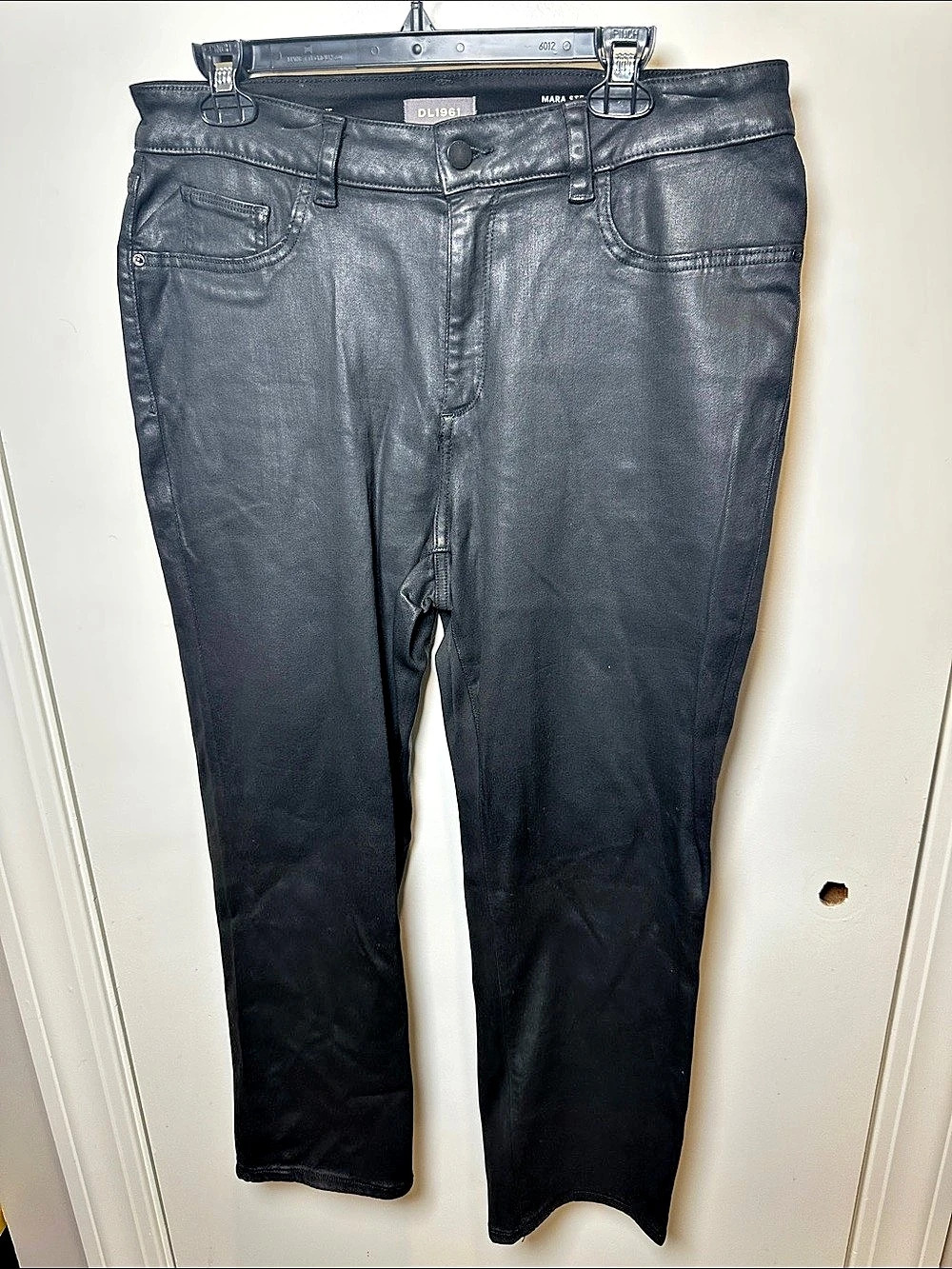 DL1961 Mara Straight High Rise Instasculpt Ankle Pants Black 16W (56)w
